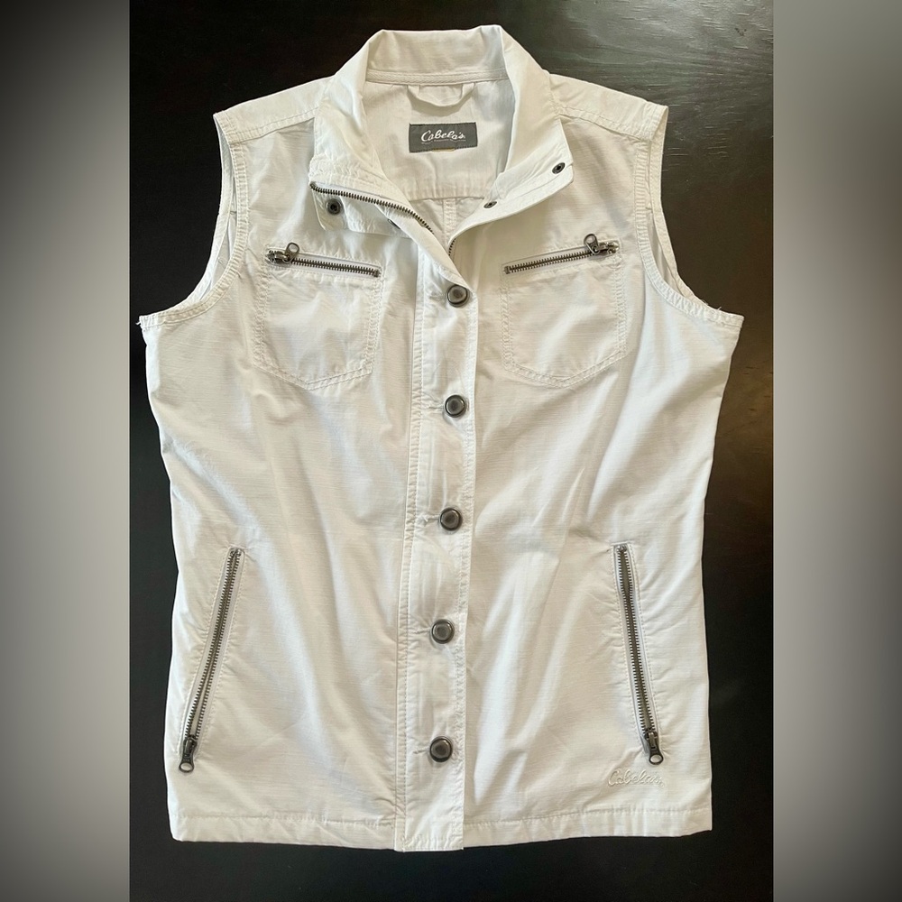 Cabela's White Utility Vest with Zipper and Snap Button Details